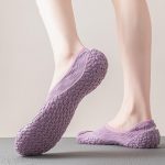 Anti slip elderly house shoes with adjustable closure for fall prevention
